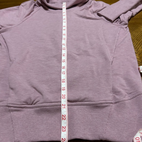 Lululemon High Line Pullover Size 6 - Picture 9 of 10